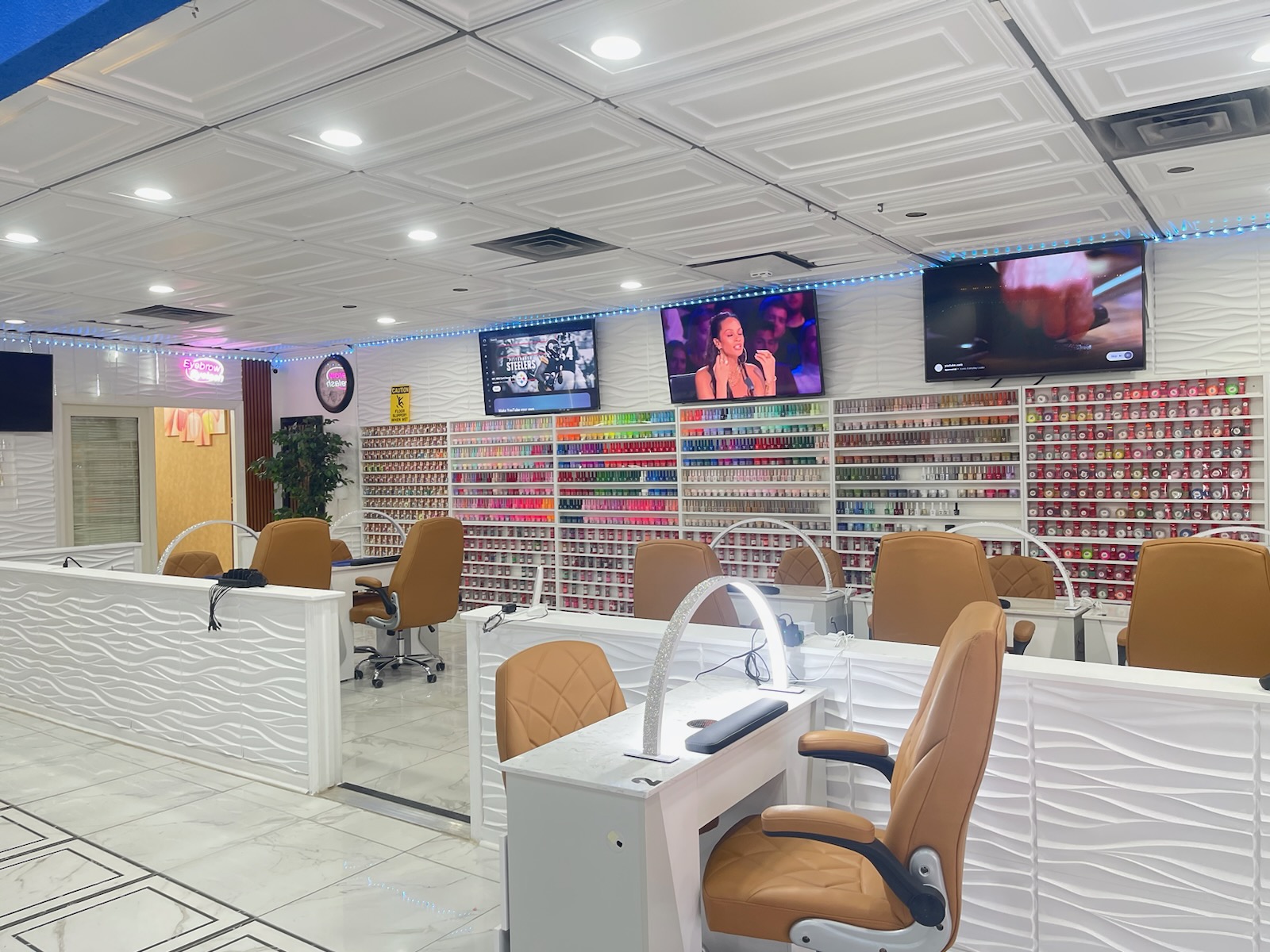 ZONE NAIL BAR nail photo 1